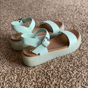 MIA Platform Sandals